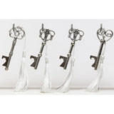 12 PZ Chiave apribottiglia con nappina bianca 8 cm BOMBONIERA