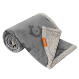 Feandrea Coperta Impermeabile per Cani, Coperta Animali Domestici in Sherpa per Cani di Piccola e Media Taglia, Gatti, 127 x 101 cm, L, Coprisedile Reversibile Lavabile in Lavatrice, Grigio PPB050G01