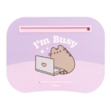 Grupo Erik: Supporto PC Portatile Pusheen | Laptop Stand Kawaii 44 x 34 cm, Supporto Tablet con Cuscino Morbido imbottito come base e Maniglia Laterale, Pusheen Gadget
