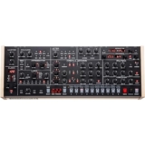 Sequential Trigon 6 Desktop – Syntezator analogowy polifoniczny